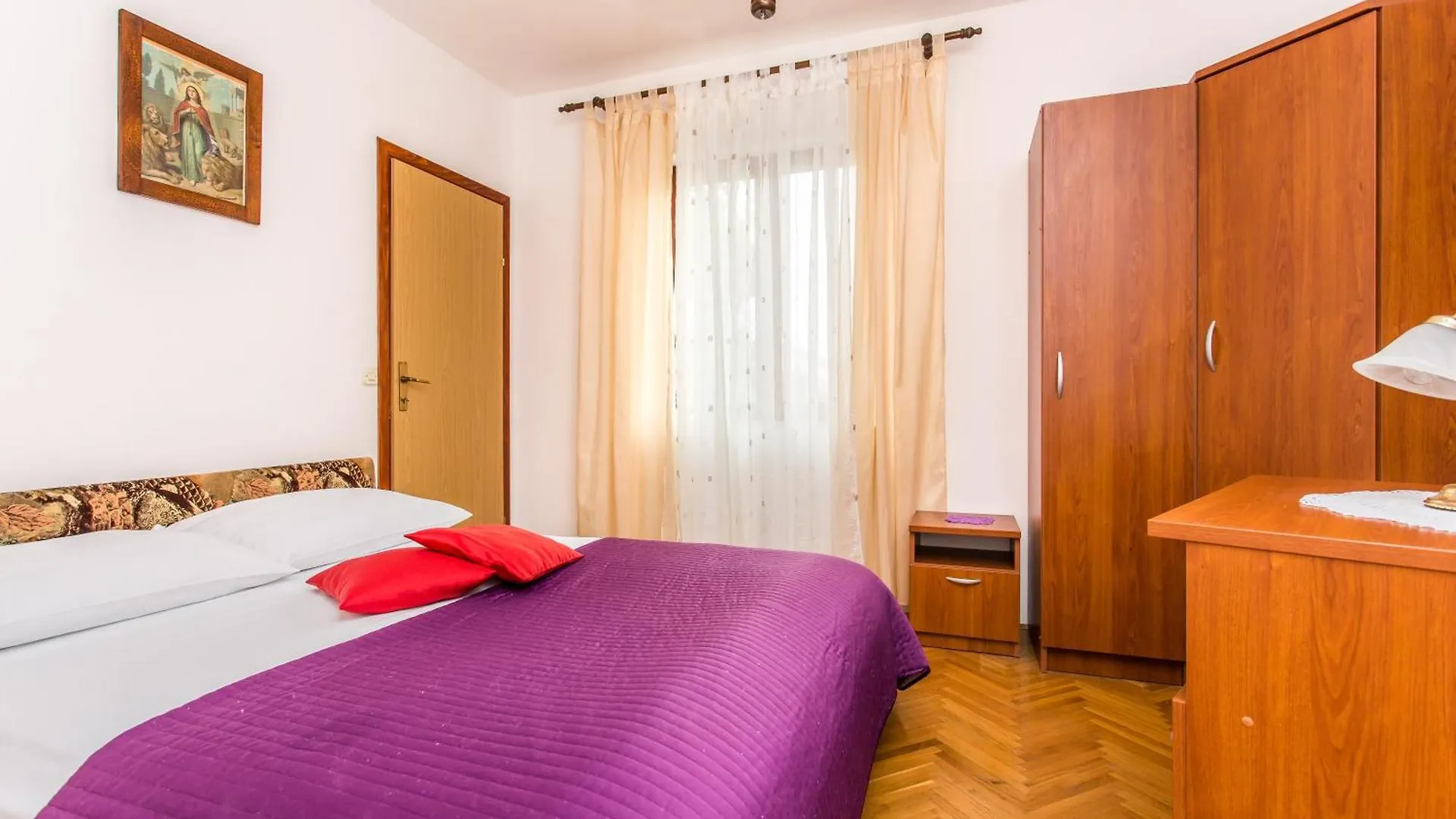 Apartments Maja And Sanja Baška Hırvatistan